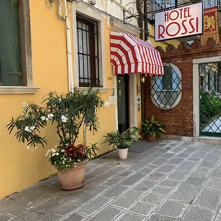 Hotel Rossi-3